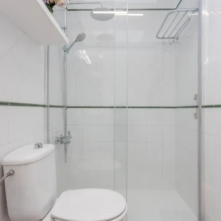 Holiday home Luxury - Private Terrace - Pool - Aircon